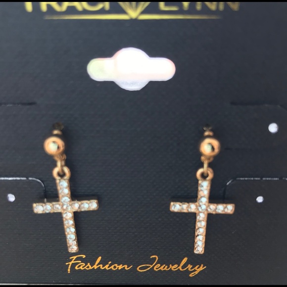 Jewelry - Picture 5 of 10